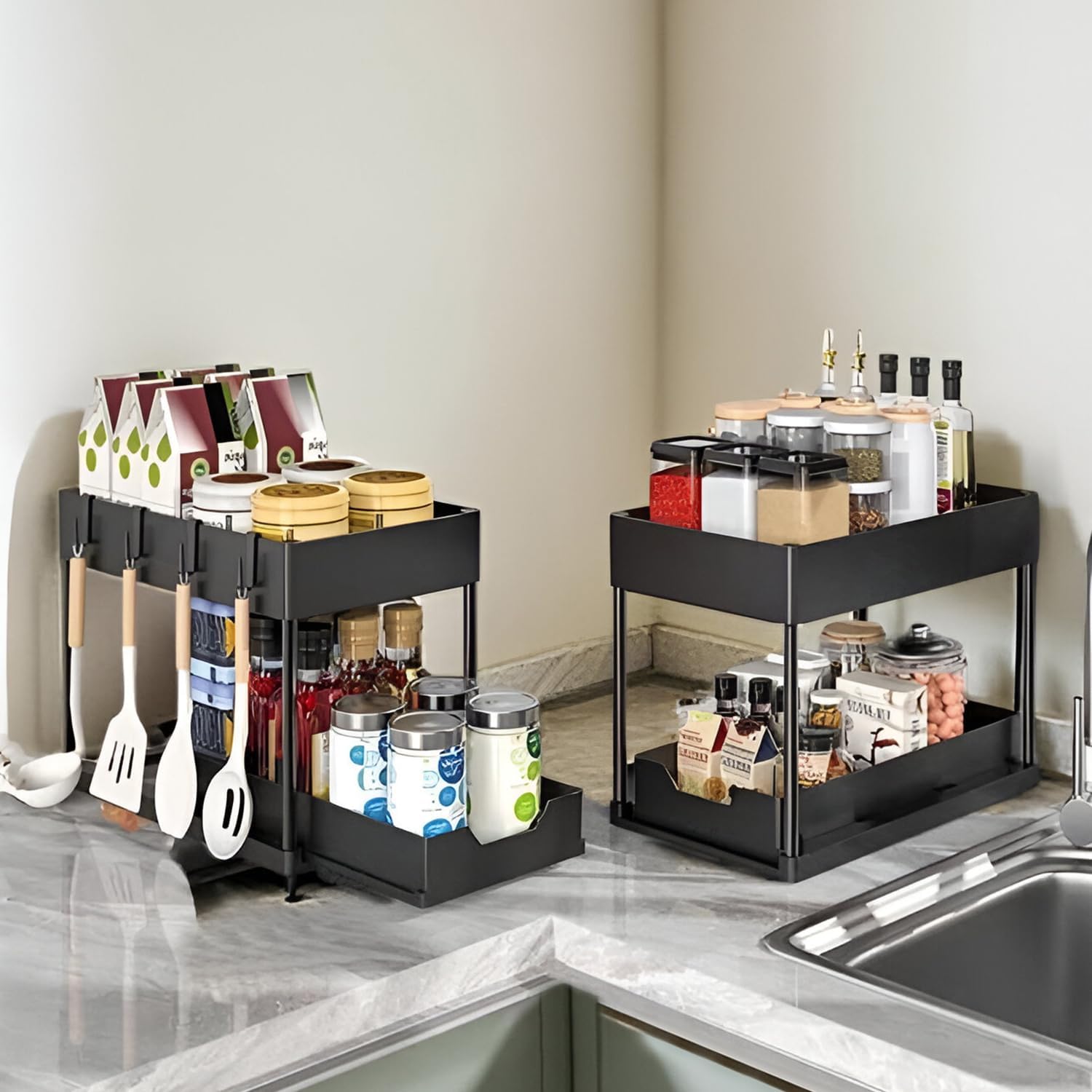 Close-up of dust-proof zipper and clear PVC window on under bed storage organizer